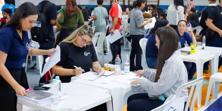 Cotia terá Feirão do Emprego nos dias 24 e 31 de maio com centenas de vagas