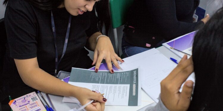 Empresas trarão mais de 300 vagas de trabalho para o ‘Feirão do Emprego 50+ e PcDs no sábado, 26 de julho