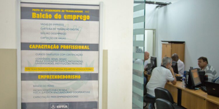 Vagas de emprego: PAT de Cotia divulga a abertura de dezenas de oportunidades para esta semana